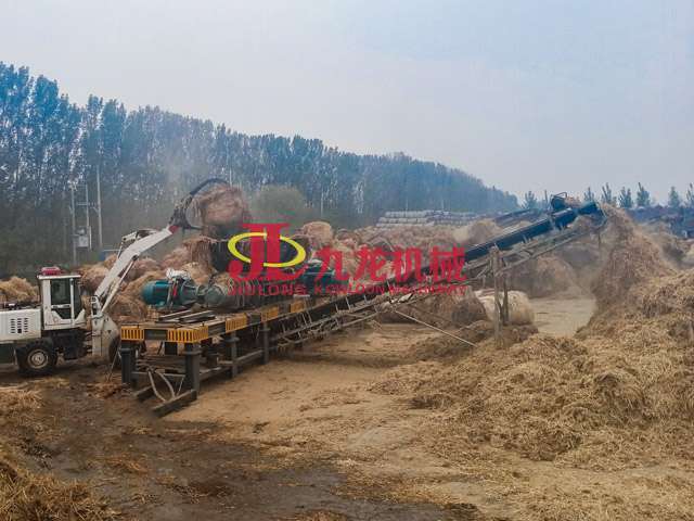 天津大型稻草破碎現(xiàn)場