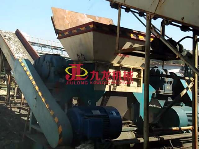 河南噸包袋破碎處理現(xiàn)場