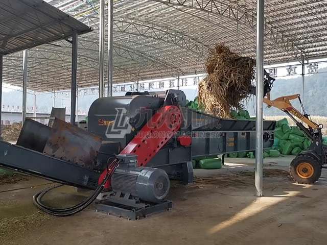 廣西羅城秸稈青貯生產(chǎn)線現(xiàn)場(chǎng)